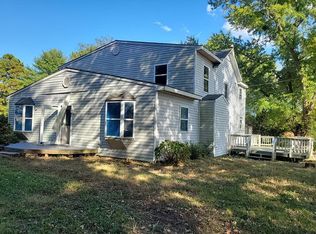 1376 Glebe Landing Rd, Laneview, VA 22504