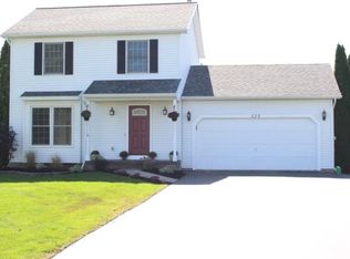 125 Delaina Rose Cir, Brockport, NY 14420
