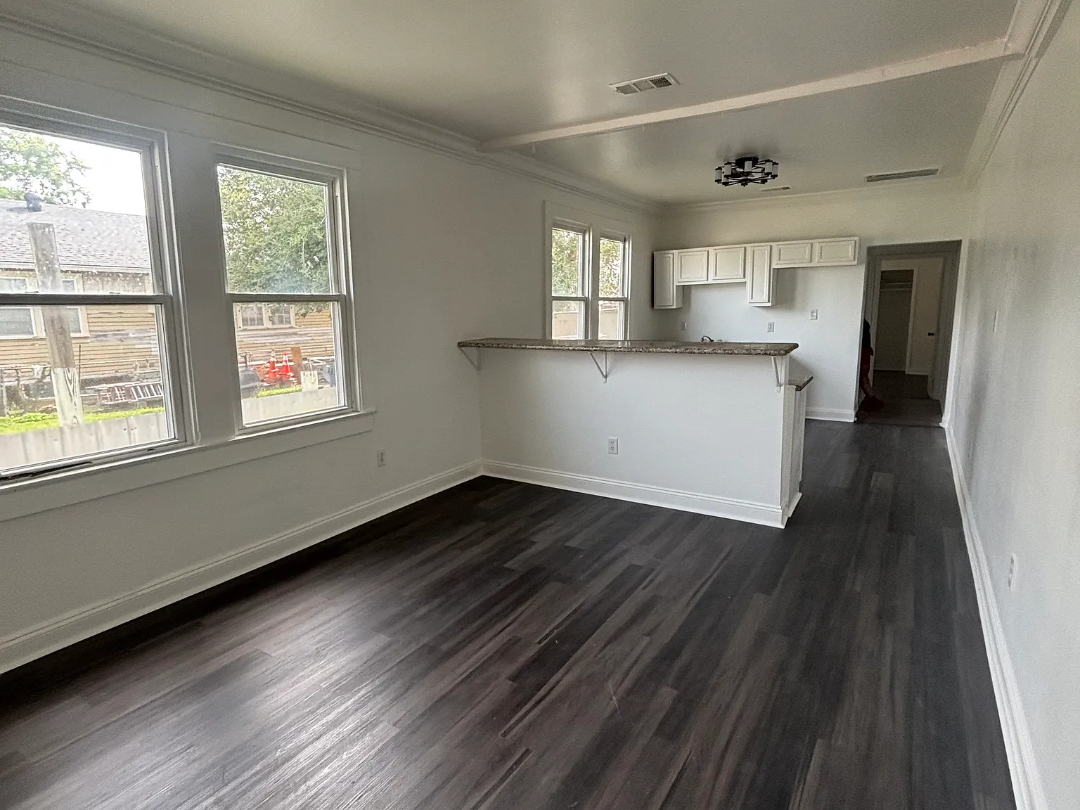 3 bed, $1,450 — Photo 4