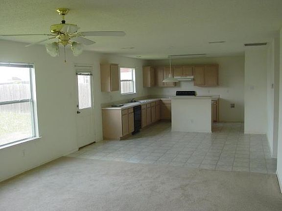 5th image of 308 Tioga Dr