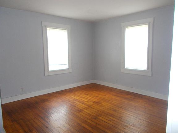 2nd image of 746 Washington Ave