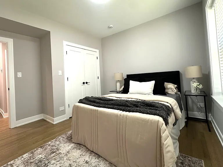 2639 W Carmen Ave #3E — Photo 15