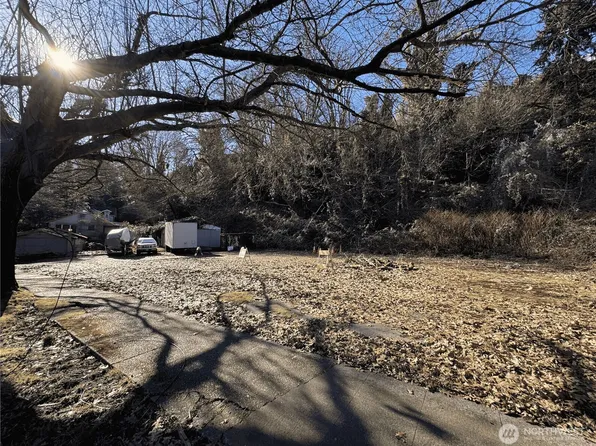 2121 Aurora Avenue N, Seattle, WA 98109