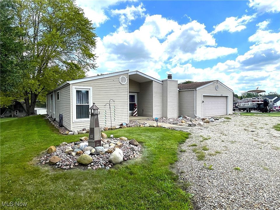 1st image of 1096 Apple Valley Dr