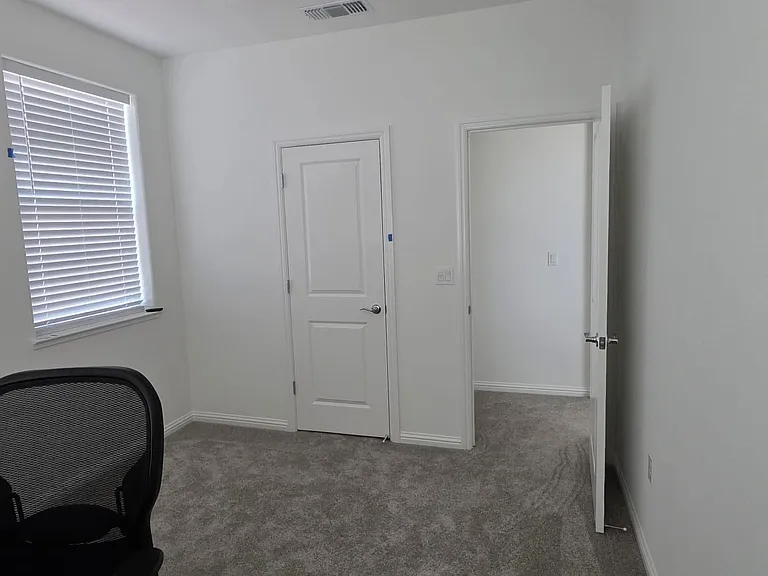 1582 Pinchot Dr — Photo 18
