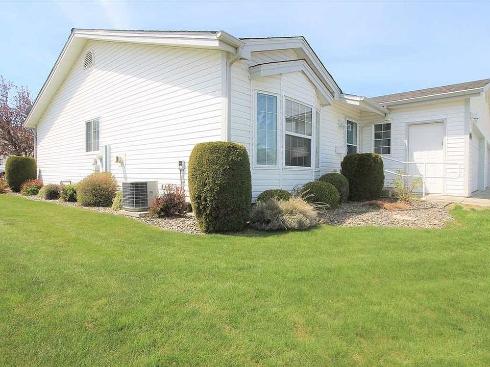 1st image of 1521 SE Footloose Dr