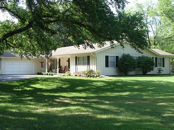 Spacious front & side yards