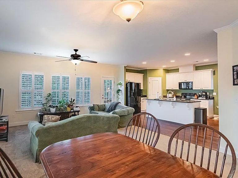 531 Brantley Cove Cir — Photo 15