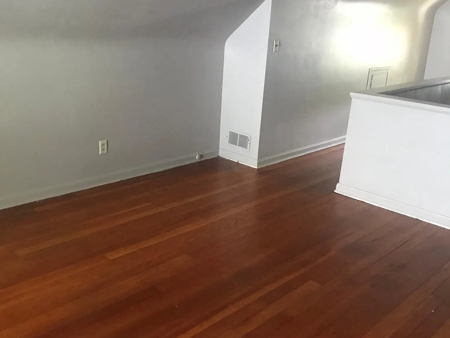 2 bed, 1242 sqft, $1,300 — Photo 2