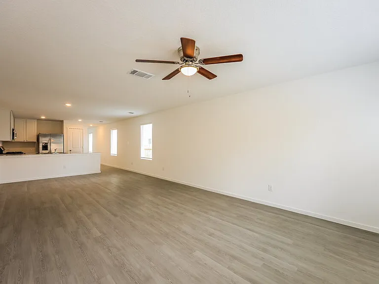 425 Payton Pl — Photo 5