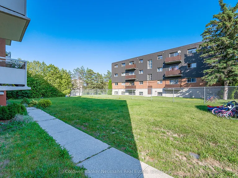 10 Glenbrook Dr — Photo 23