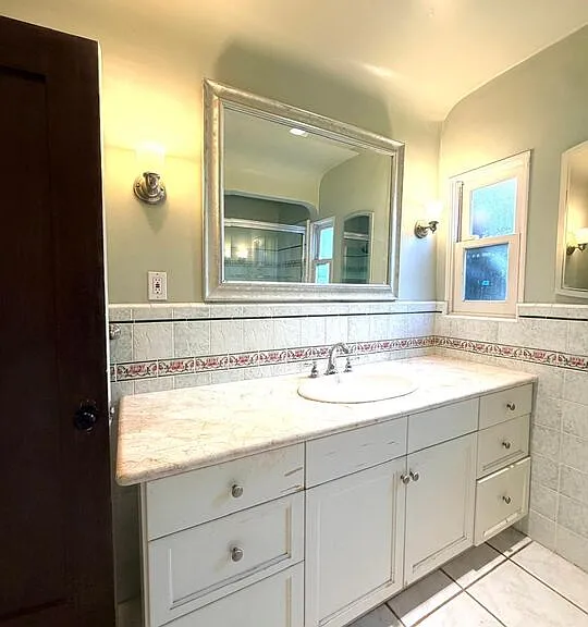 2342 Selby Ave — Photo 24