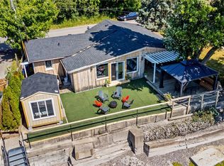 2712 N Shore Dr, Moulton, ON N0A 1K0