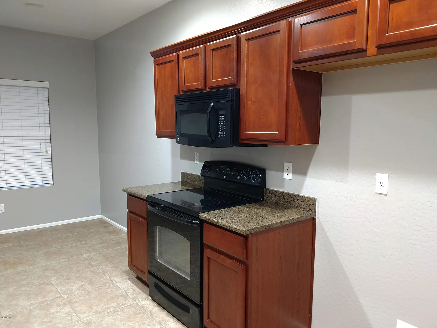 2 bed, 2.0 bath, 1225 sqft, $2,150 — Photo 4