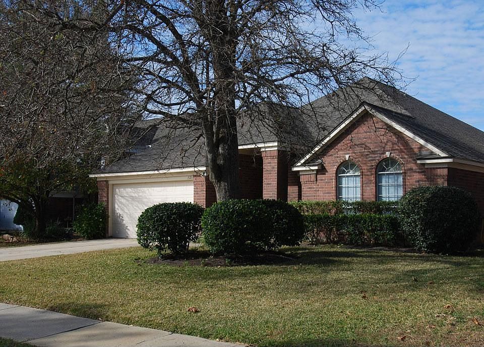 2nd image of 7123 Oak Walk Dr