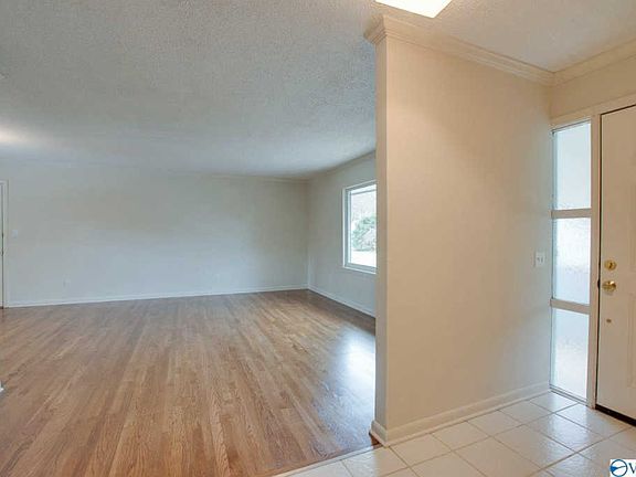 4th image of 2721 Imperial Dr SE