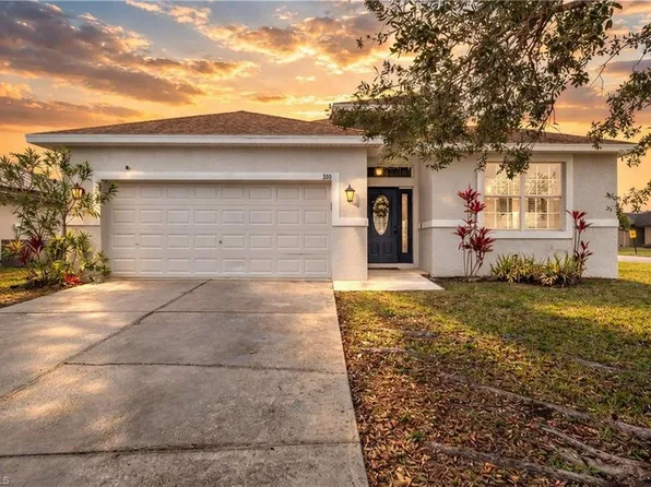 300 Shadow Lakes DR, LEHIGH ACRES, FL 33974