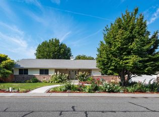 10104 Willow Way, Pasco, WA 99301