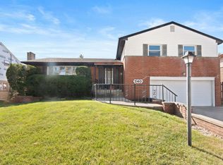 240 Concord Dr, Melrose Park, IL