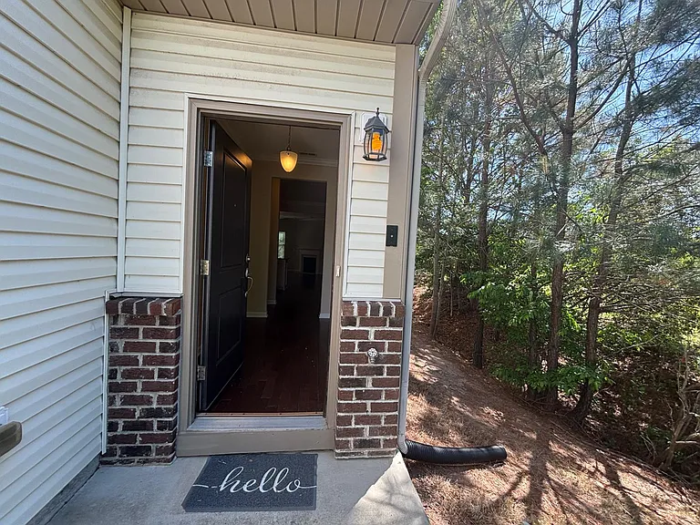 451 Shakespeare Dr — Photo 9