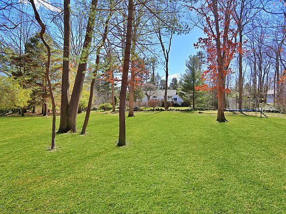 3rd image of 14 Dewart Rd