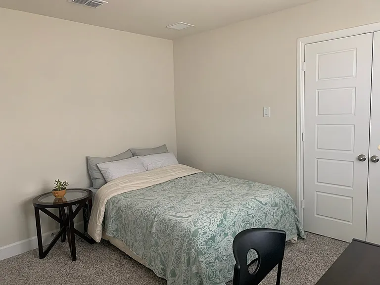 Mustang Dr — Photo 5