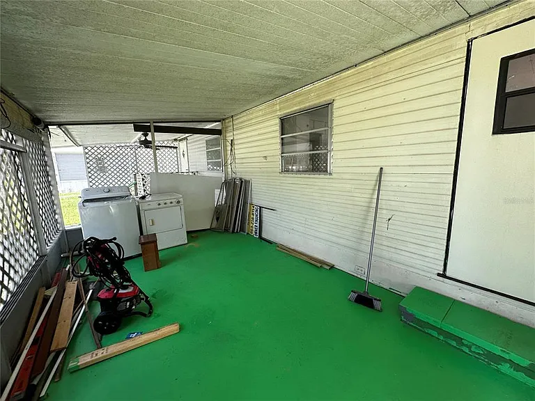 817 Parks St — Photo 13