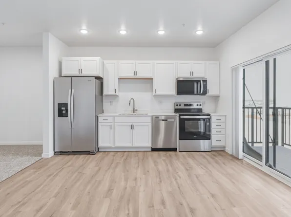 2465 62nd Ave S, Fargo, ND