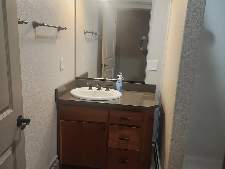 327 E Birch St #2 — Photo 9