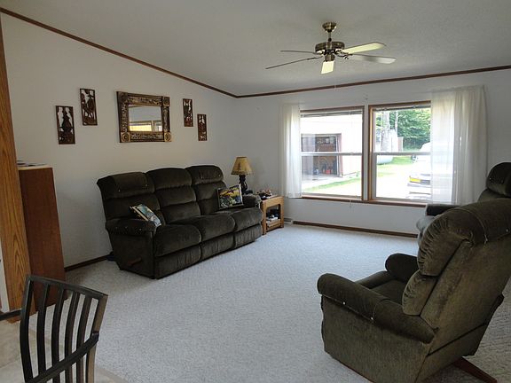 4th image of 21629 Torrey Dr