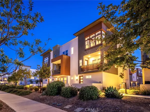 27562 Sparrow Ct, Valencia, CA 91381