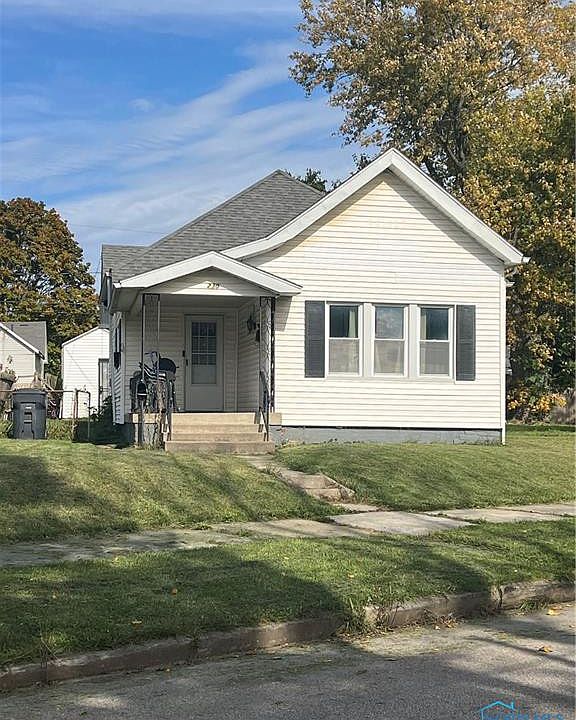 1st image of 230 Leland Ave