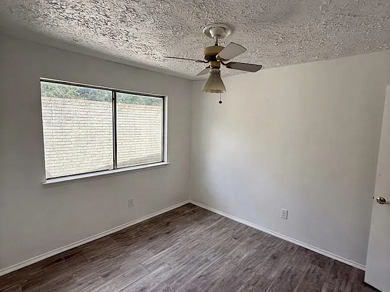 8342 Silvan Wind Ln — Photo 28