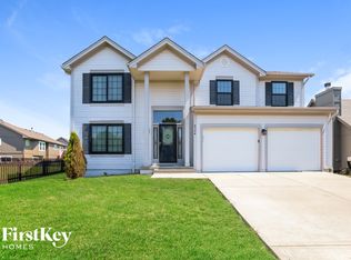 8504 NE 109th St, Kansas City, MO 64157