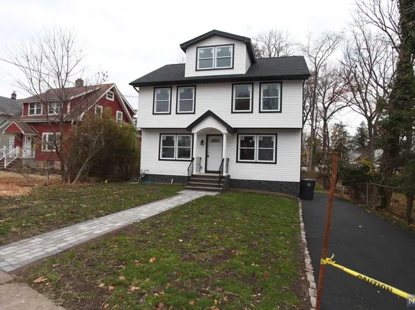 67 Oakland St, Englewood, NJ 07631