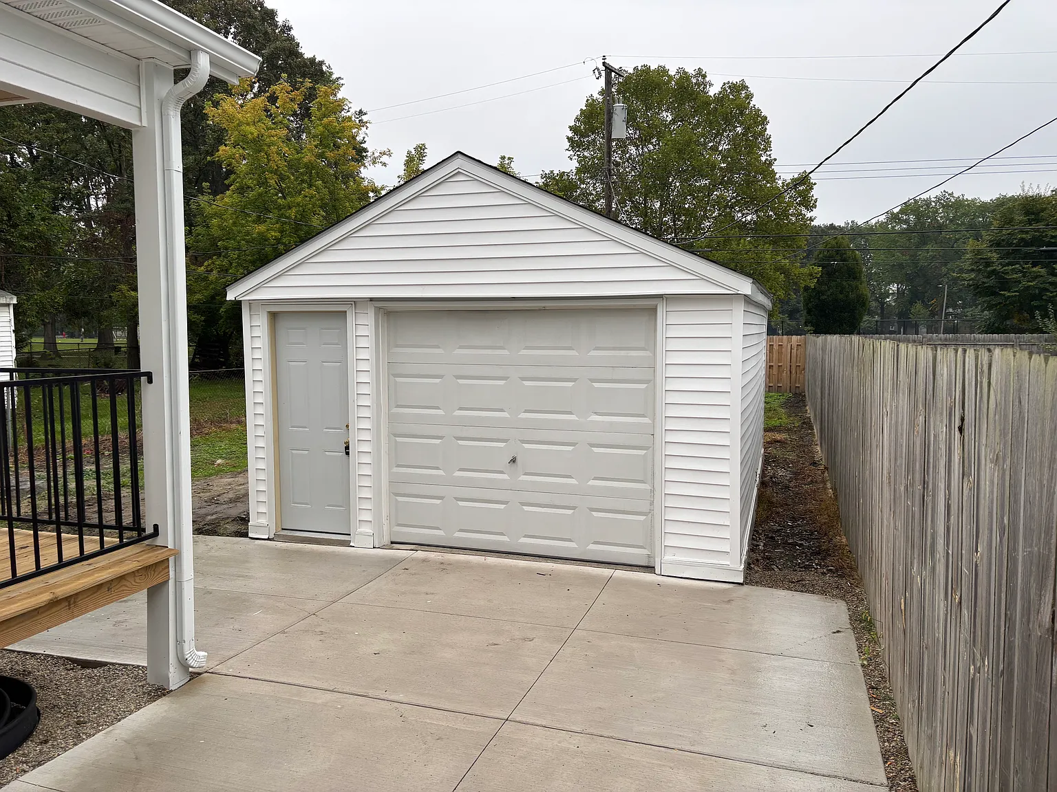 2 bed, 950 sqft, $1,950 — Photo 4