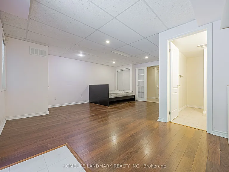 38 Romance Dr — Photo 37