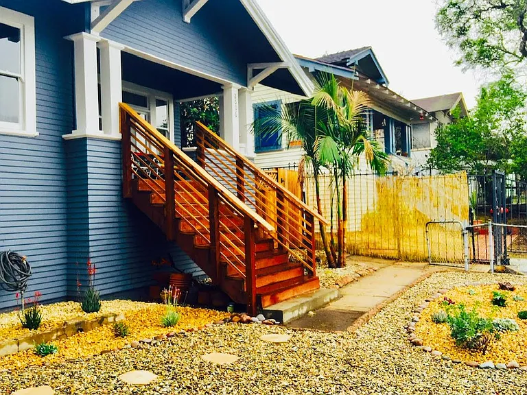 2606 K St — Photo 2