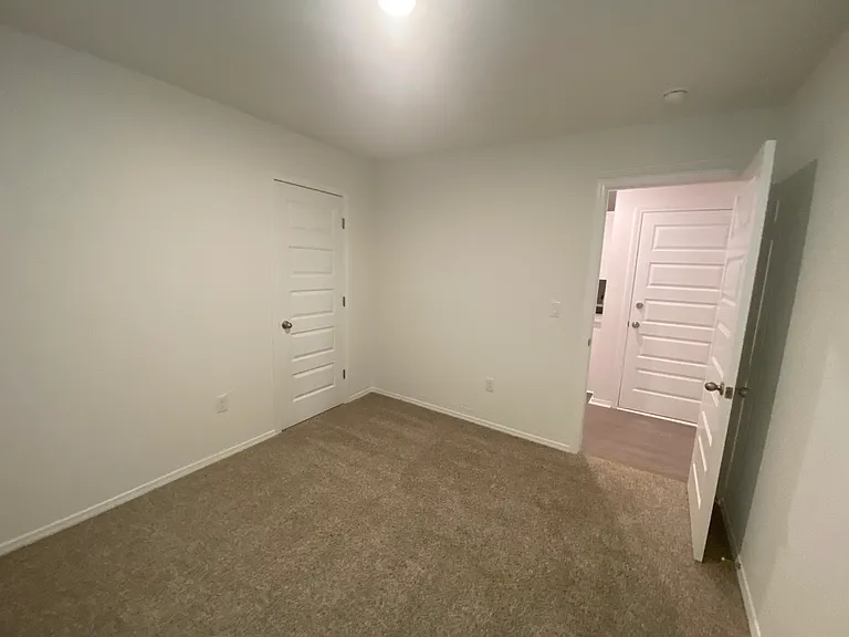 11 Vineyard Dr — Photo 8