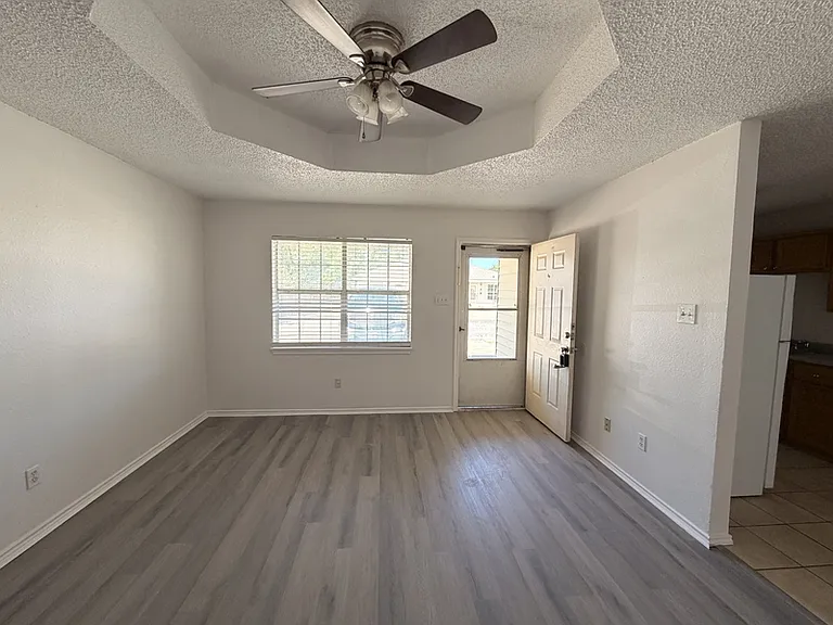 3431 Hyden Ave — Photo 3