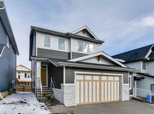 273 W Creekstone Hl SW, Calgary, AB T2X5G4