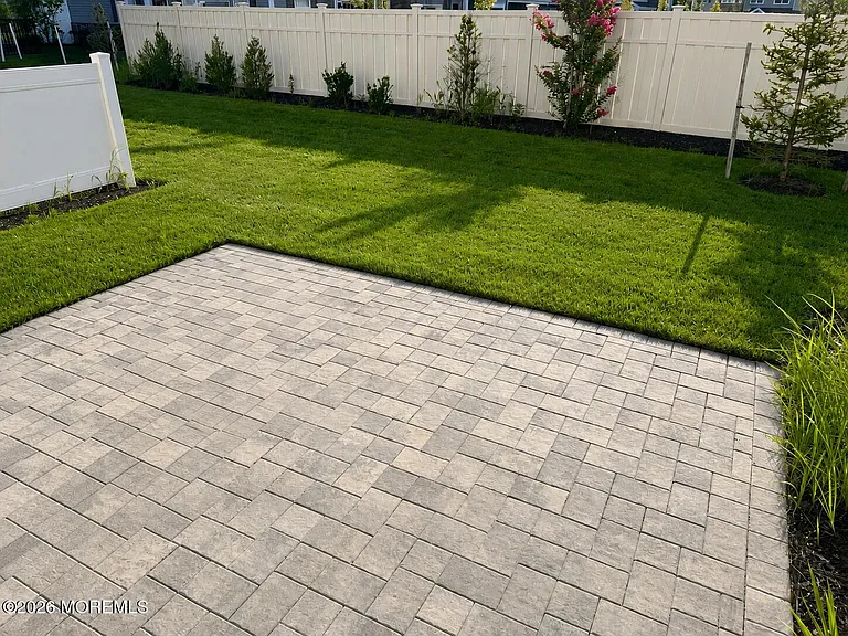 16 Theater Dr — Photo 20