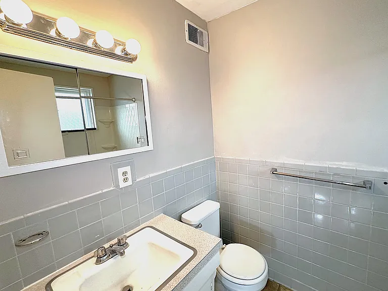 102 W Ida Ave #8 — Photo 8