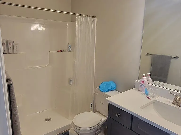 326 E Frankford St — Photo 15