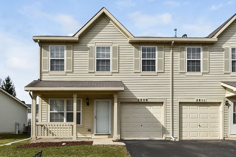 1st image of 2809 Sun Valley Dr