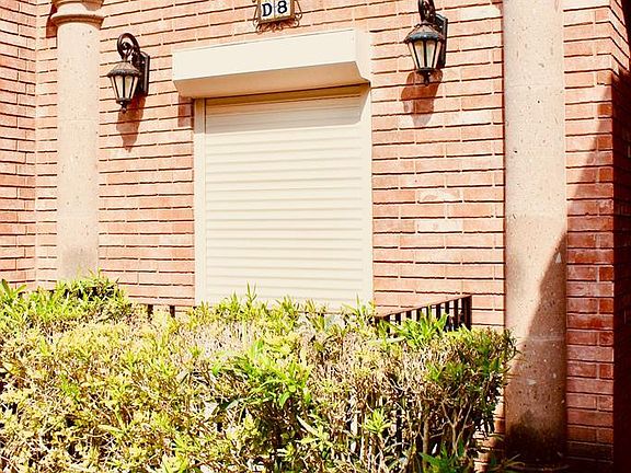5th image of 2200 Laredo Rd Unit 8D