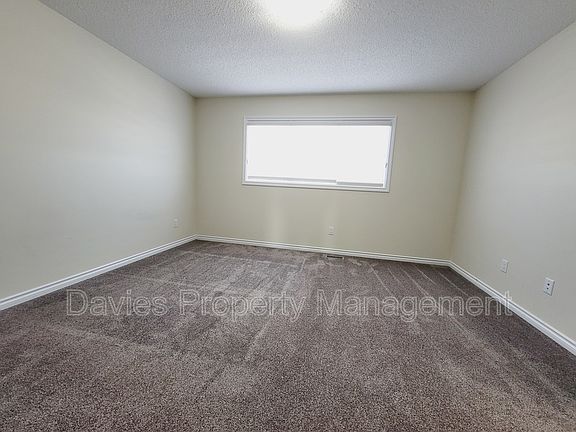 5th image of 20633 94a Ave NW
