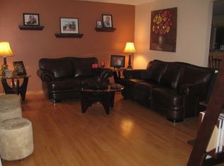 244 Clearmont Dr, Elk Grove Village, IL 60007