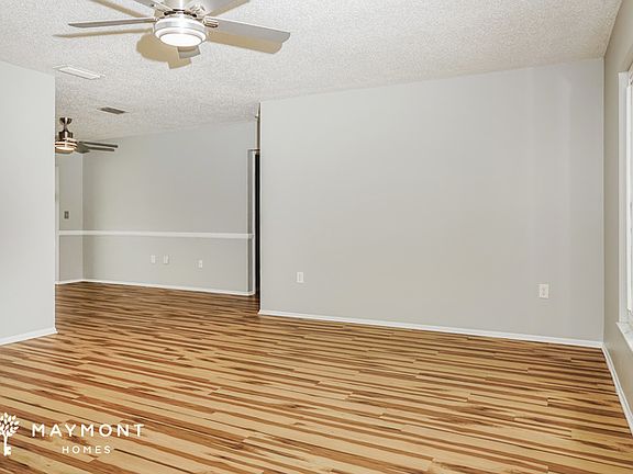 4th image of 1003 Southern Pine Ln
