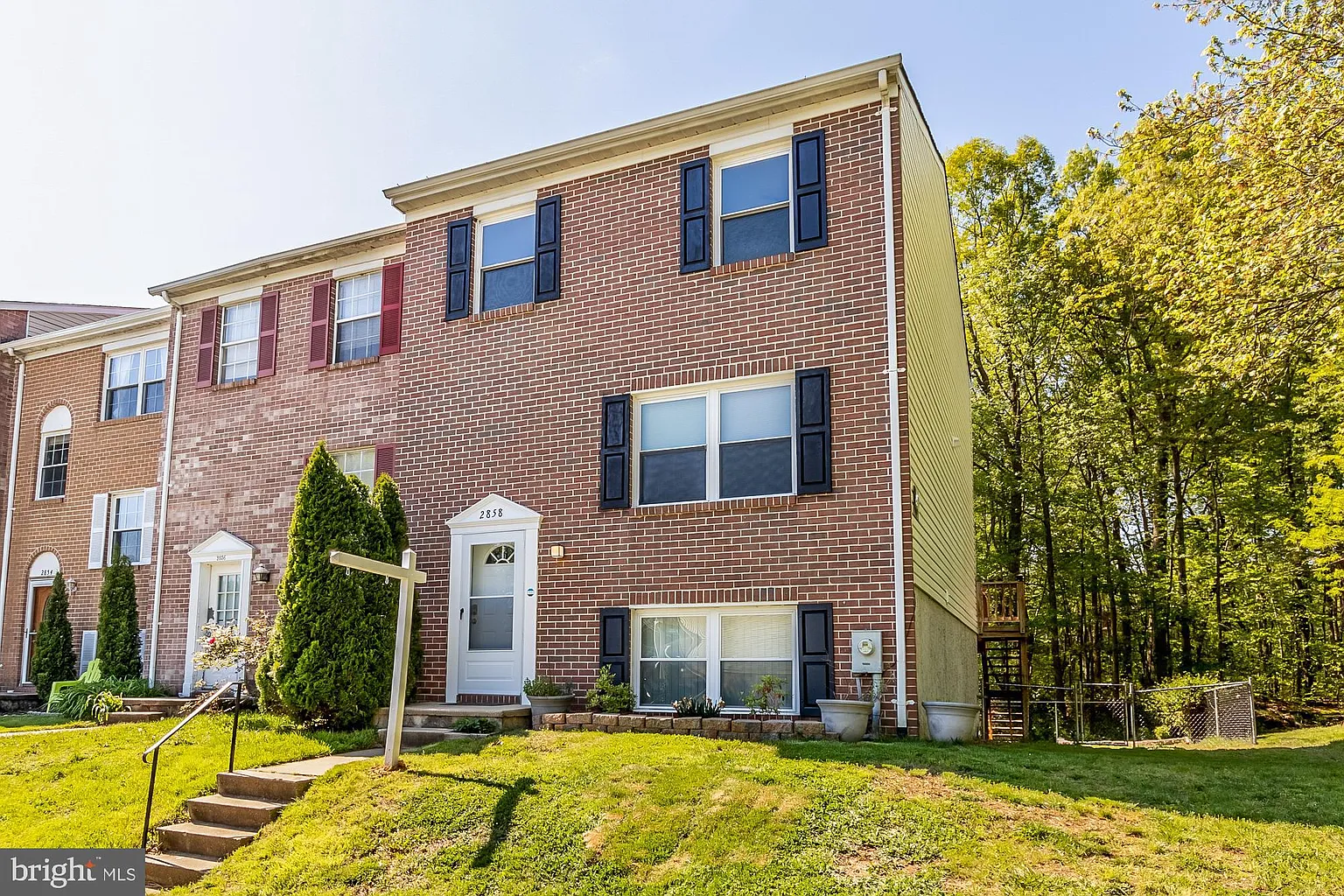 2858 Beckon Dr photo 1